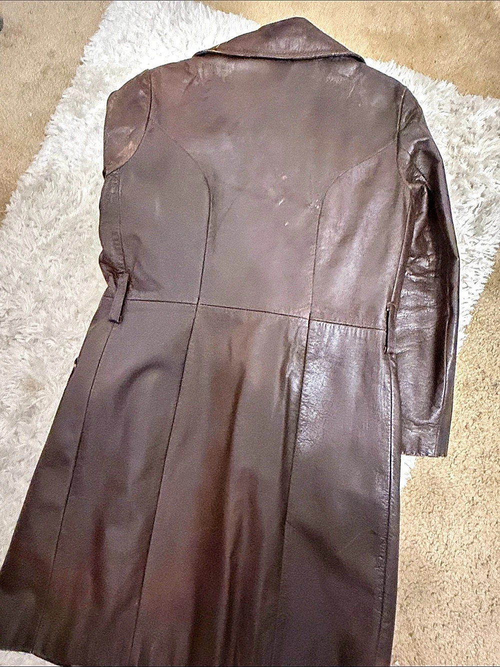Yukee Lee Women's Brown Leather Duster Coat rip on the inside - Picture 3 of 3